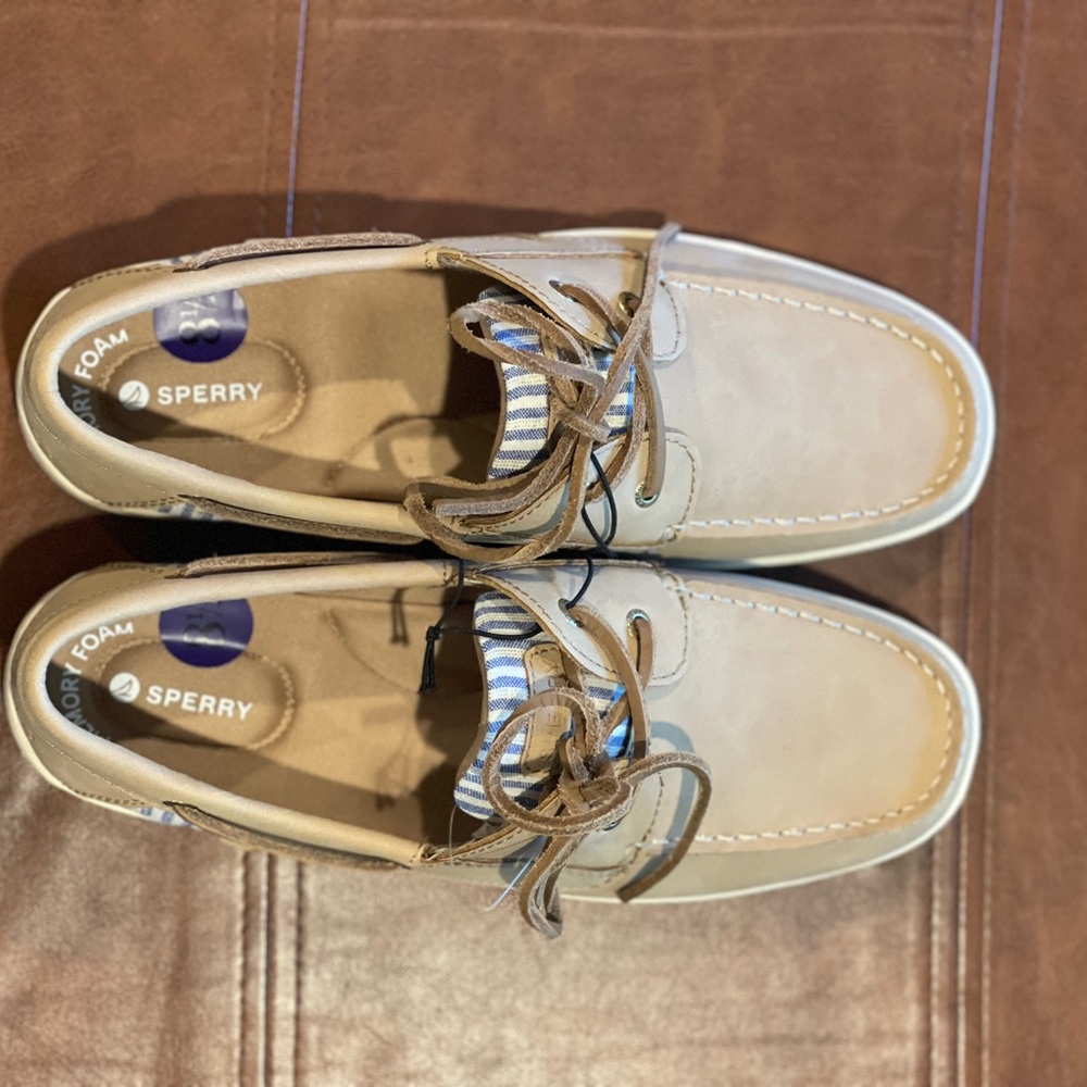 Sperry Women’s Beige Boat Shoes – Size 8.5 – New Without Tags